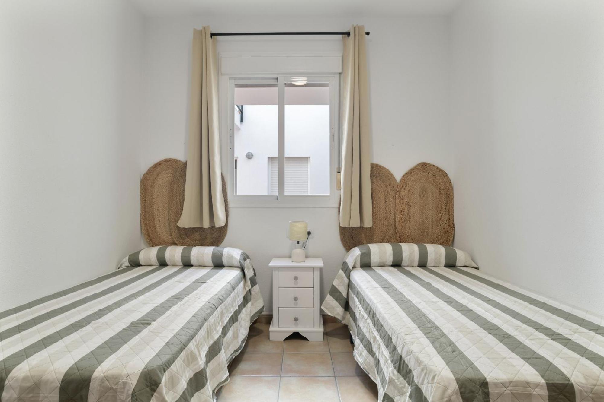 Apartamento Perez Zara 5 Conil de la Frontera Kültér fotó